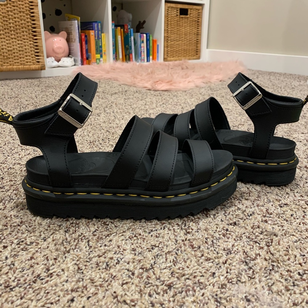 Dr Marten Blair sandal